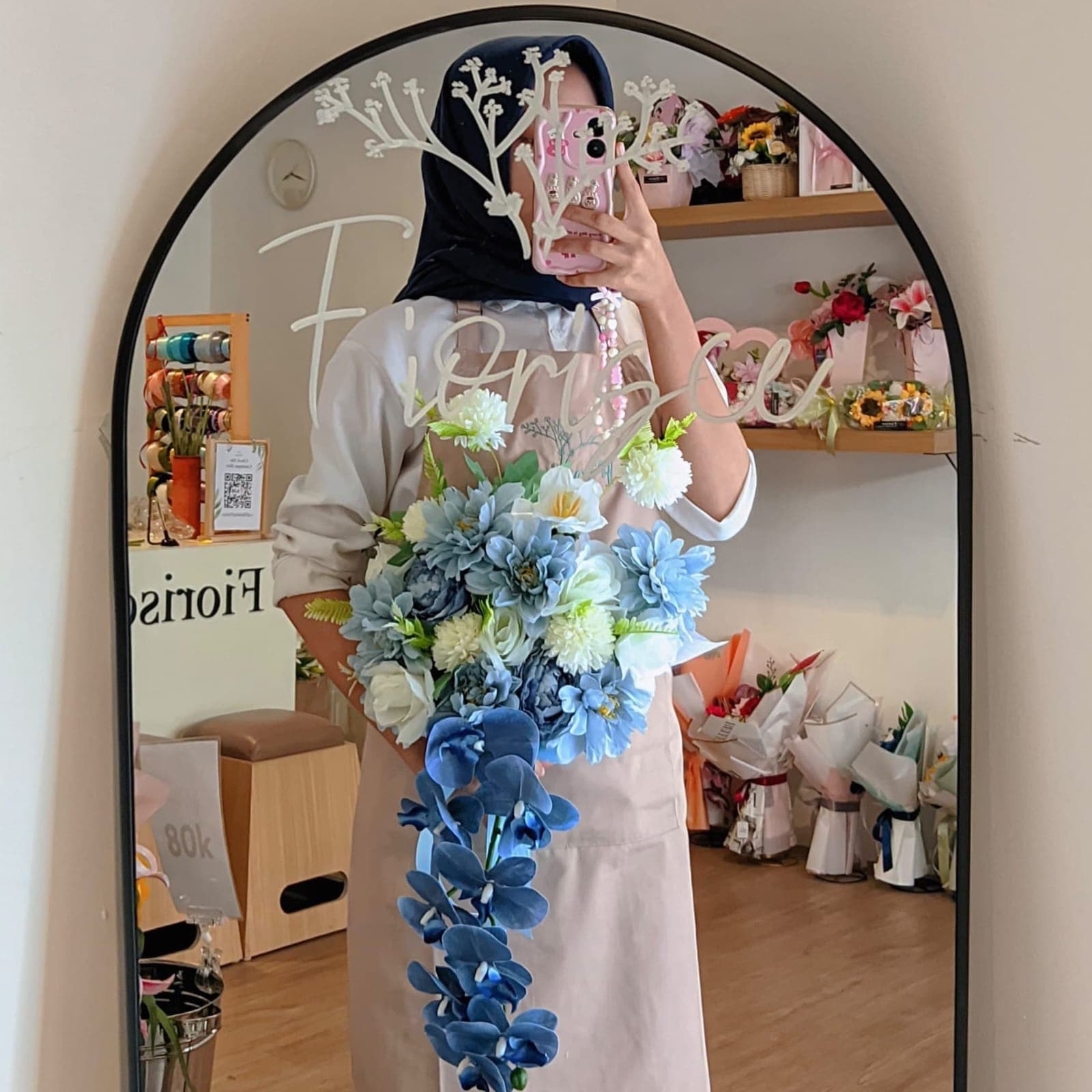 Hero floral arrangement 2